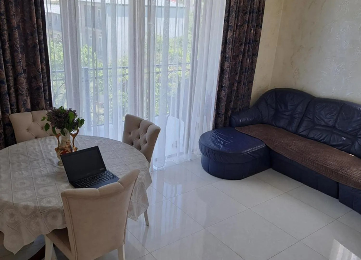 Family House New Bulvard 바투미
